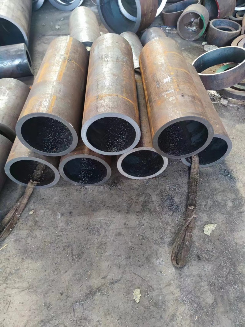 漳州漳州漳州12Cr1MovG无缝钢管切割